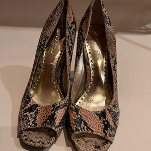 BCBG open toe snake skin leather heels like new